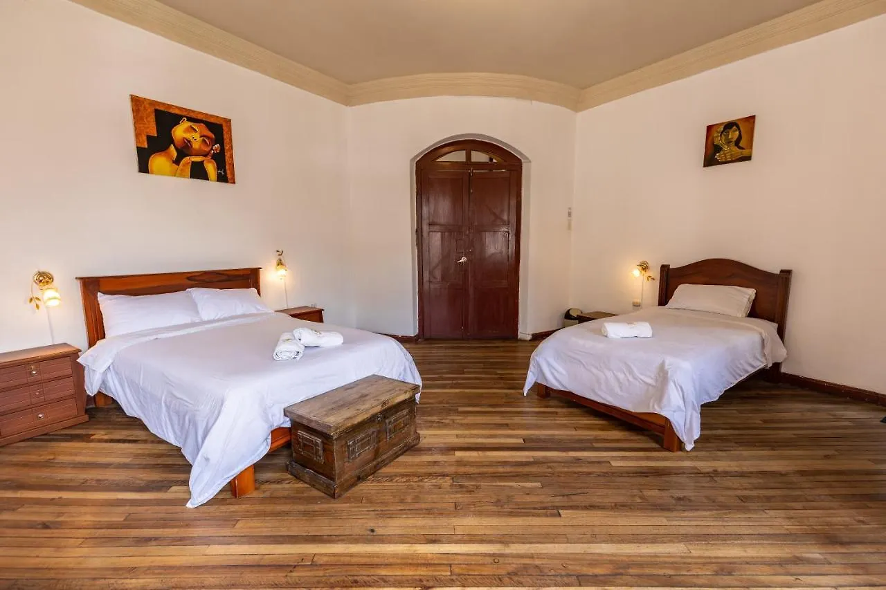 Vibes Aurik Hotel Quito