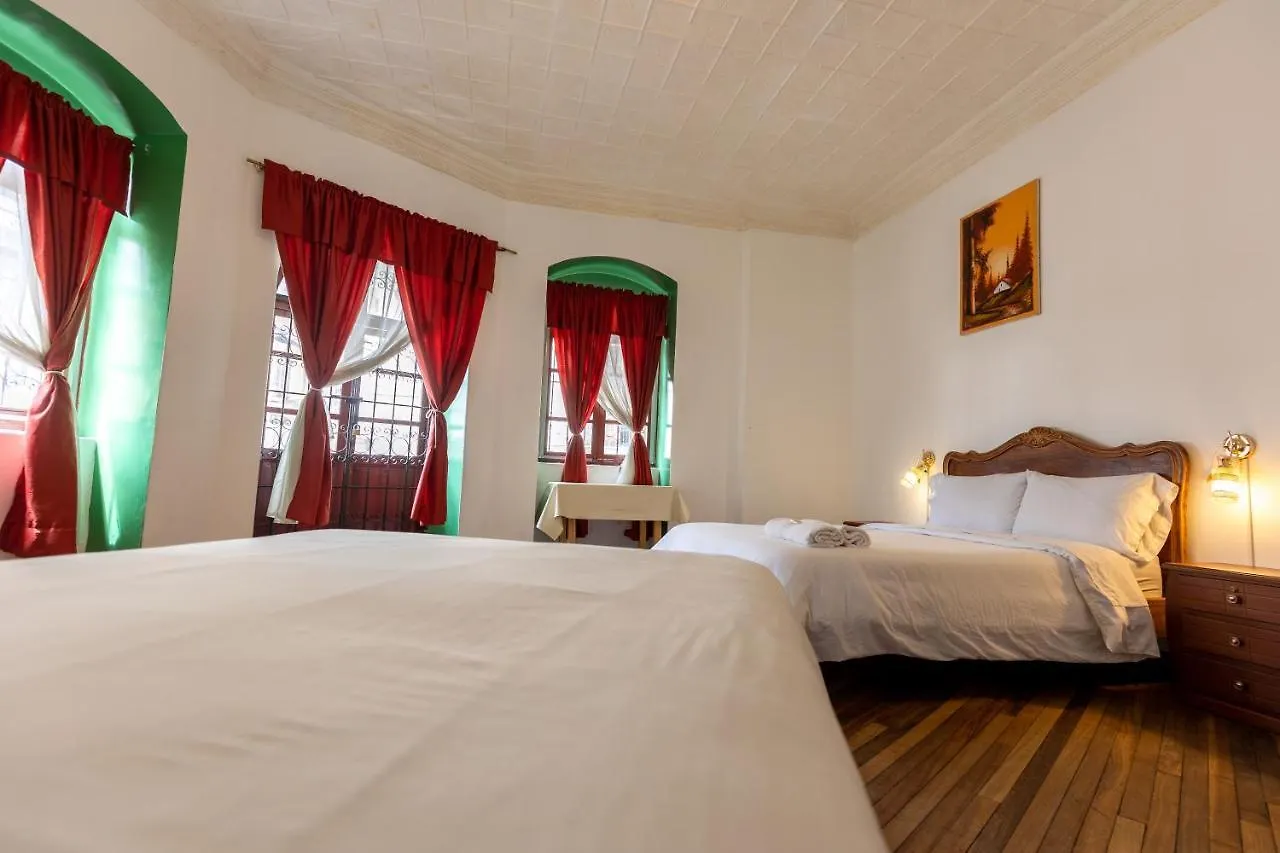 Vibes Aurik Hotel Quito